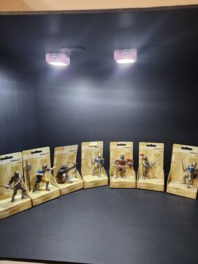7 Schleich Medieval Knight Figurine Set - Mixed Metallic and Blue Accents